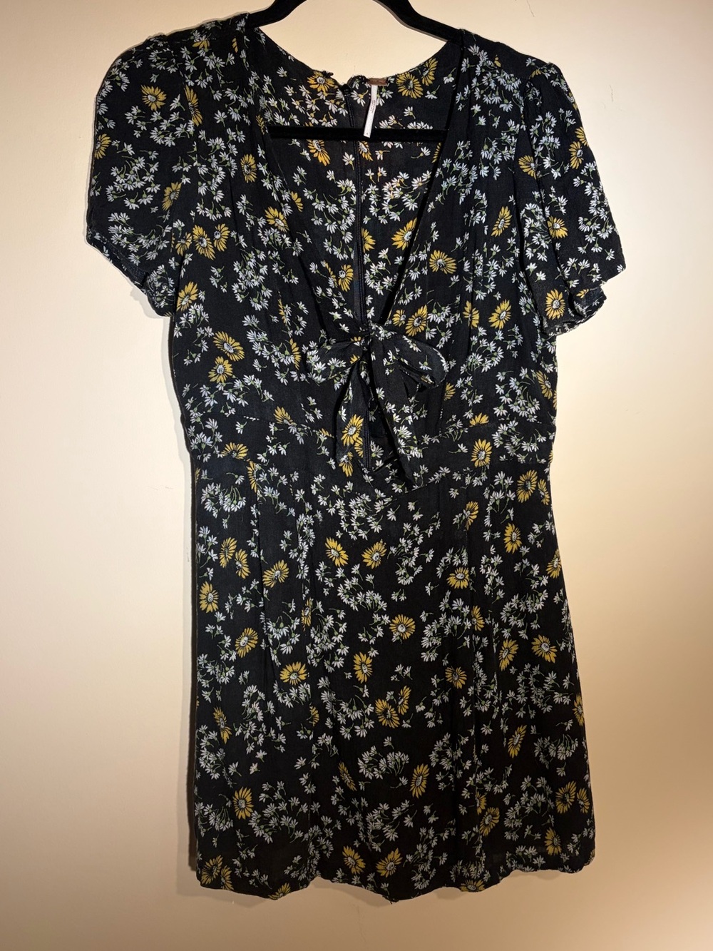 Free People Black Sunflower Tie-Front Skort Romper Women’s size 6